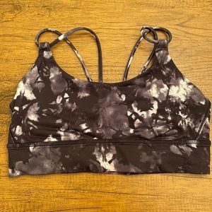 Lululemon Sports Bra - Size 6
